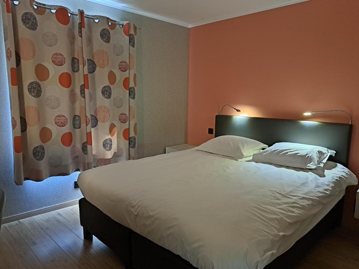 Chanteloup, Maison D'Hotes - Halleux Halleux  Esterno foto